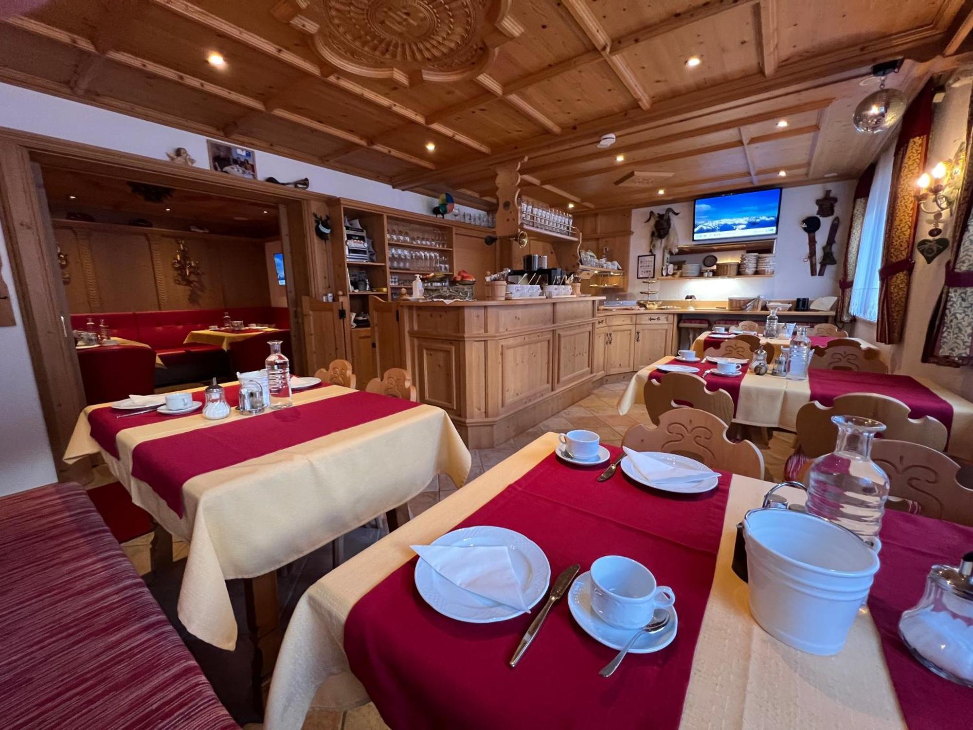 Hotel Garni Gafluna Sankt Anton am Arlberg Buitenkant foto