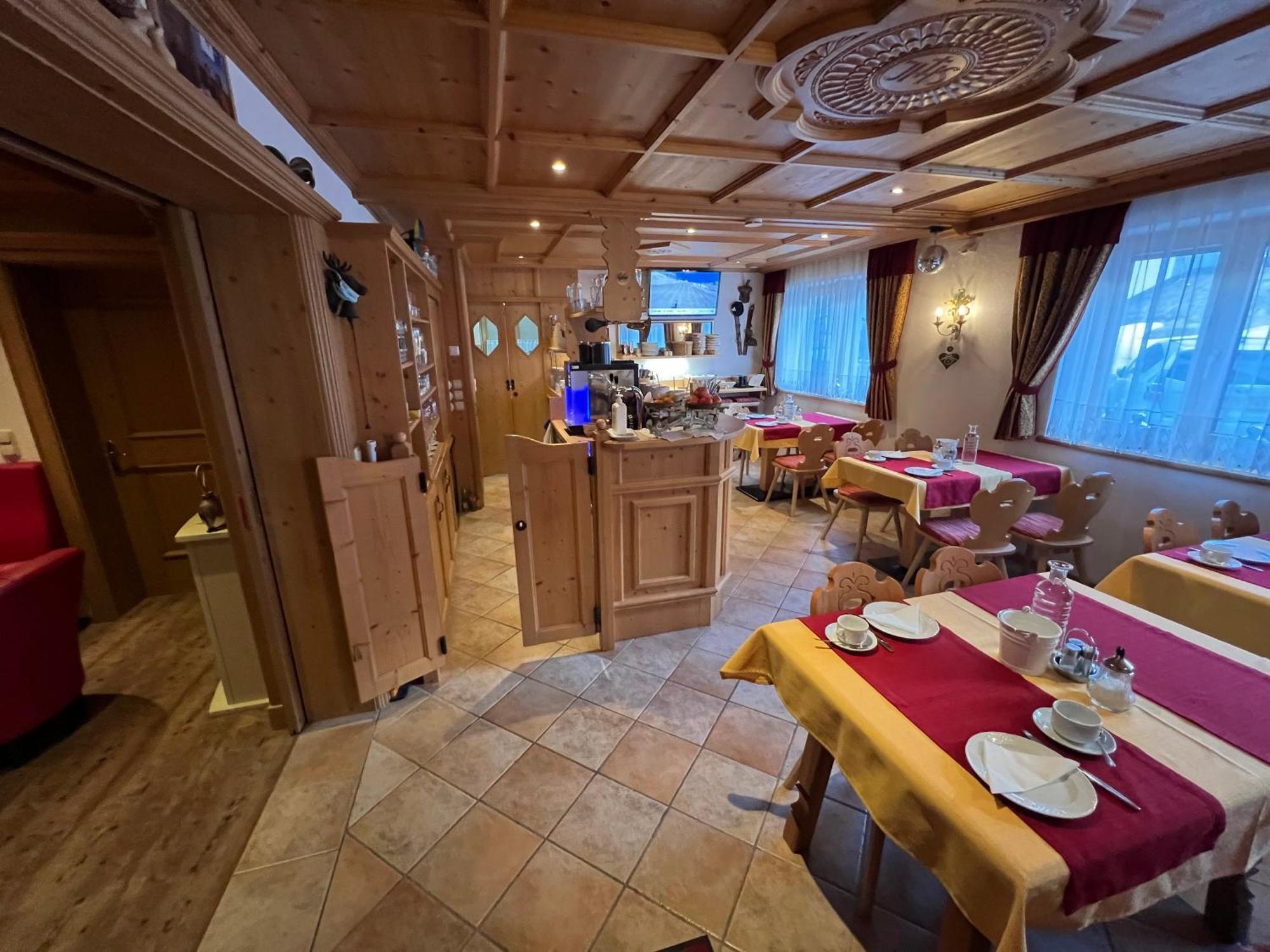 Hotel Garni Gafluna Sankt Anton am Arlberg Buitenkant foto