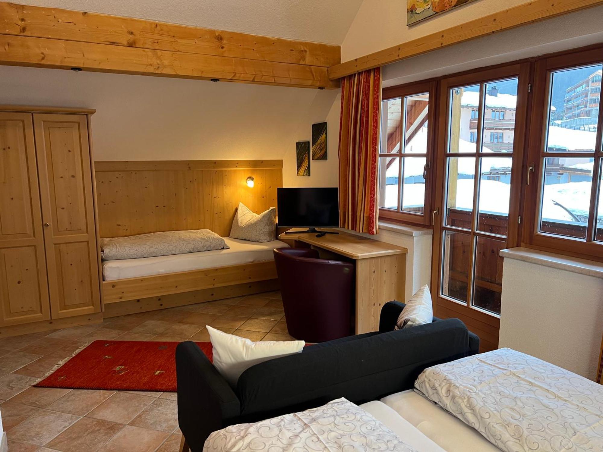 Hotel Garni Gafluna Sankt Anton am Arlberg Buitenkant foto