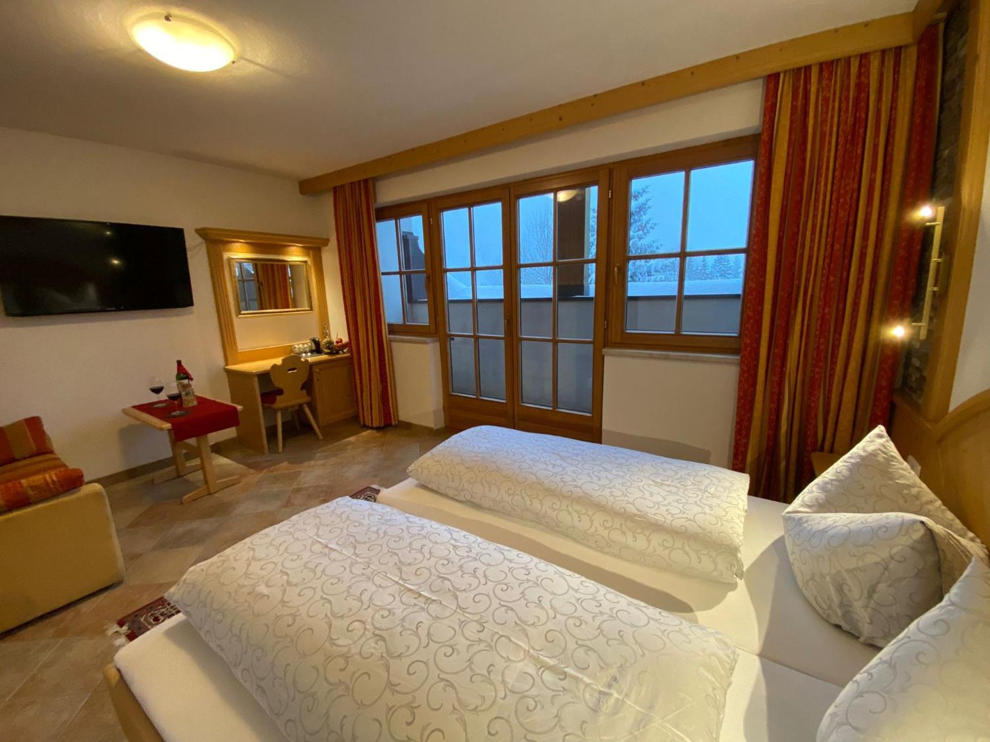Hotel Garni Gafluna Sankt Anton am Arlberg Buitenkant foto