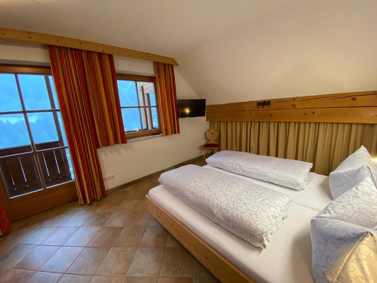 Hotel Garni Gafluna Sankt Anton am Arlberg Buitenkant foto