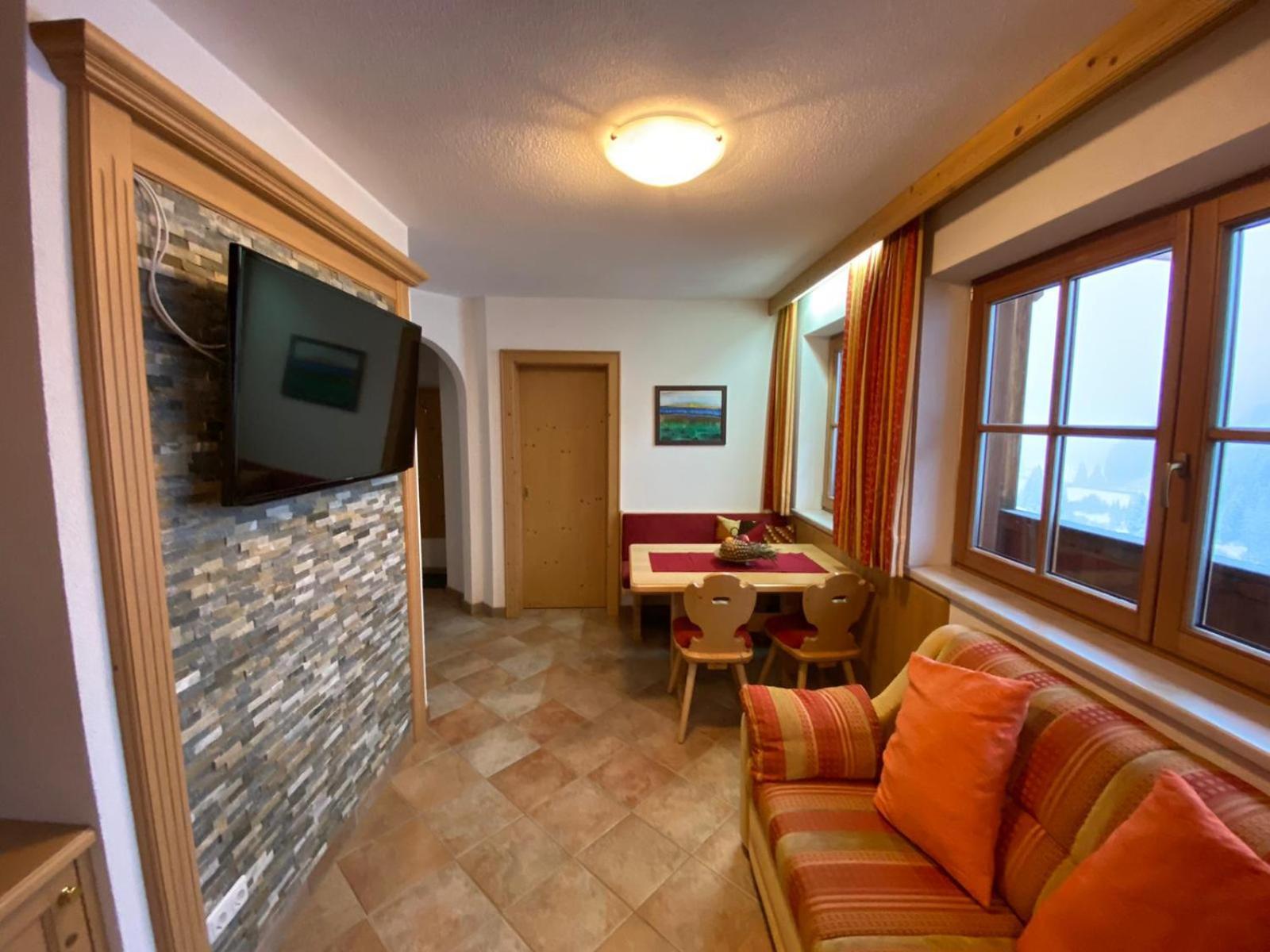 Hotel Garni Gafluna Sankt Anton am Arlberg Buitenkant foto