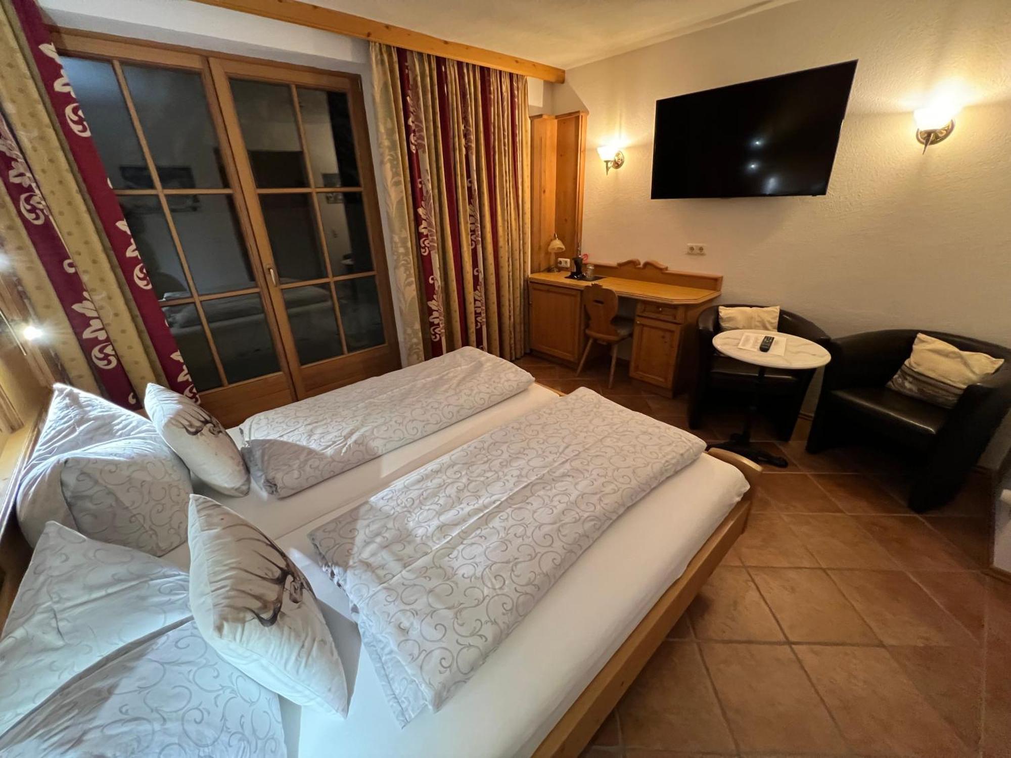 Hotel Garni Gafluna Sankt Anton am Arlberg Buitenkant foto